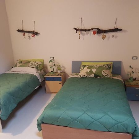 Al Fienile Hotel Orzano ภายนอก รูปภาพ