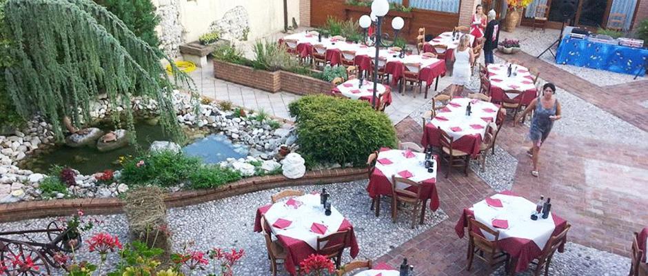 Al Fienile Hotel Orzano ภายนอก รูปภาพ