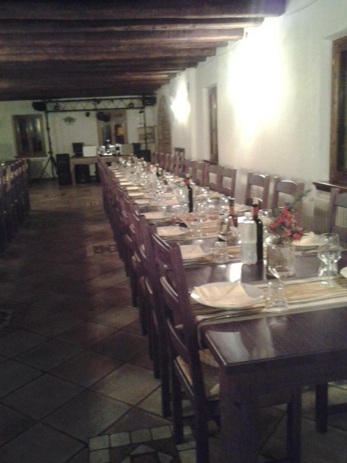 Al Fienile Hotel Orzano ภายนอก รูปภาพ