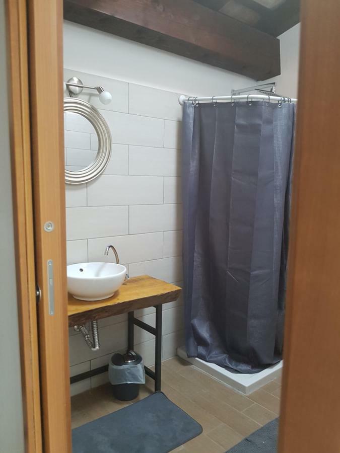 Al Fienile Hotel Orzano ภายนอก รูปภาพ